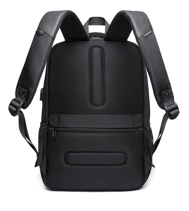 Sac à Dos Unisexe Pro -II / Port USB vue de dos